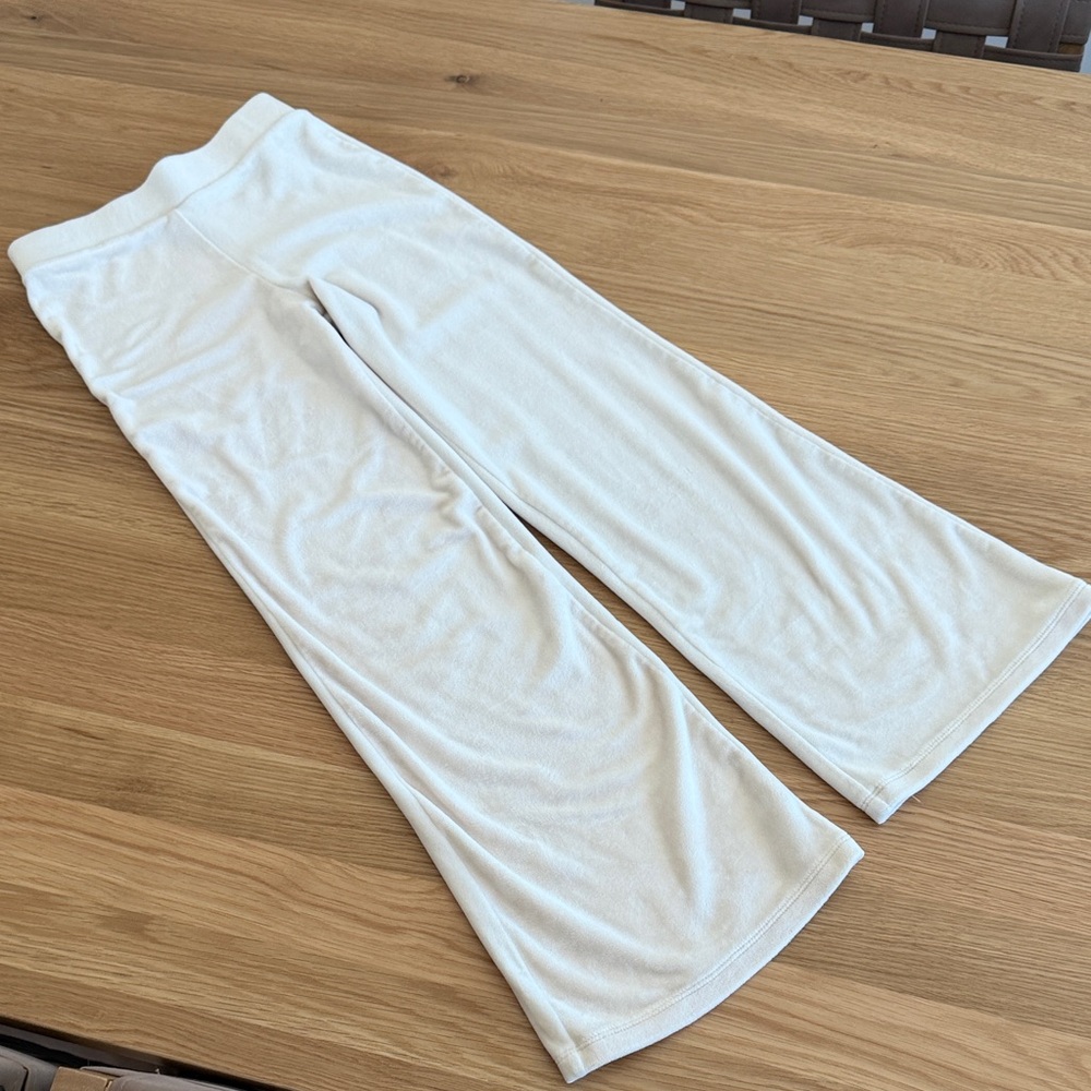 4/$10 H&M Cream Wide-Leg velour like Pants Girls 10